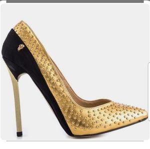 Stiletto by Privileged